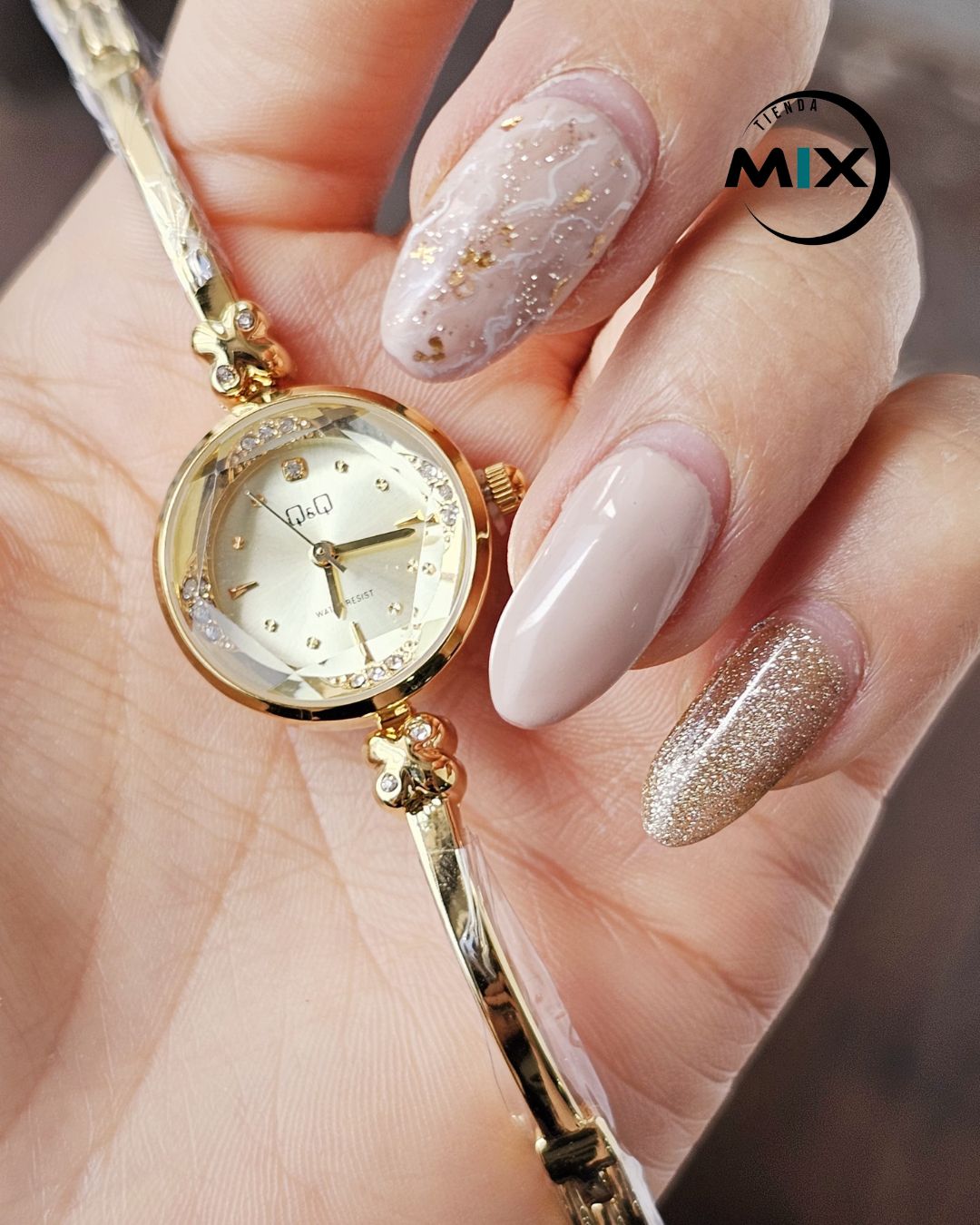 RELOJ Q&Q QUEEN