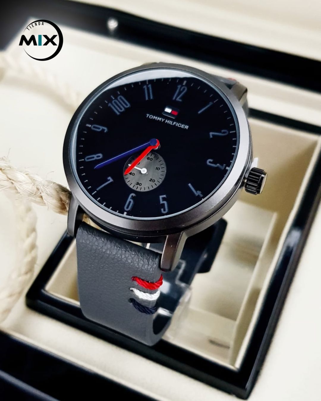RELOJ TOMMY CUERO